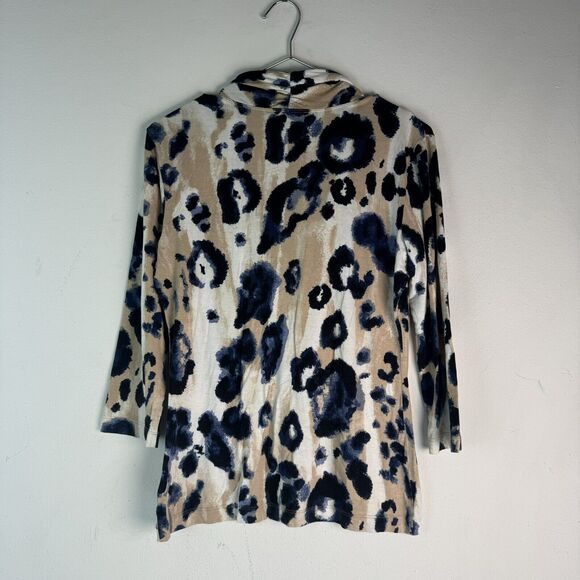 St. John's Shirt Women's Sz M Beige Blue Animal Print Long Sleeve Stretch Knit - Picture 2 of 13